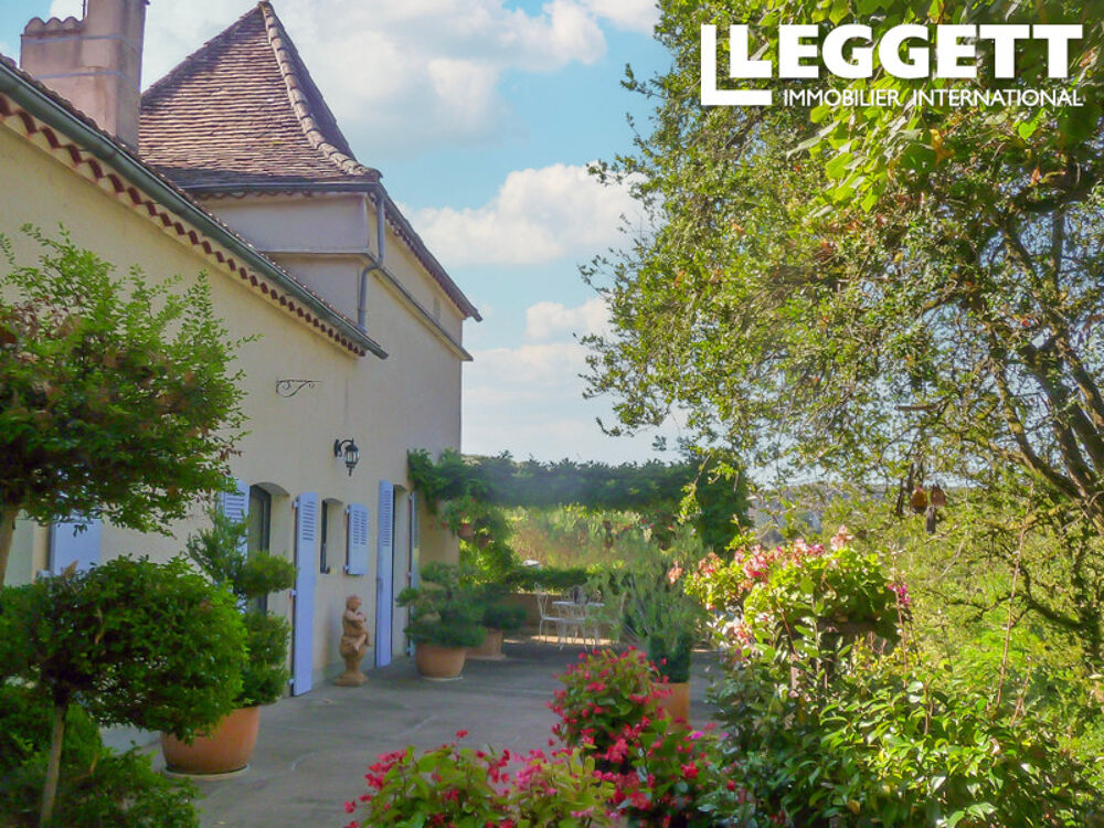 Maison de charme rénovée dans la pittoresque vallée du Lot, à St-Géry, près de Cahors et Saint-Cirq-Lapopie