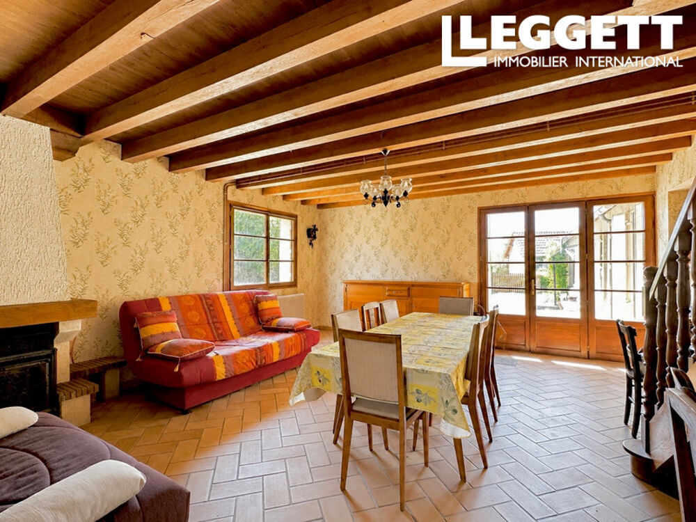 Charmante maison, proche de La Trimouille, avec terrain de 2 180 m²