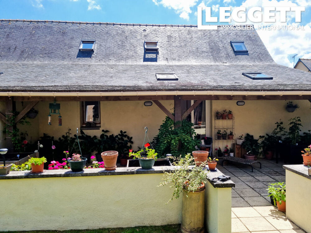 Complexe de 3 gîtes avec logement séparé des propriétaires avec terrain pour chevaux proche de Château Gontier