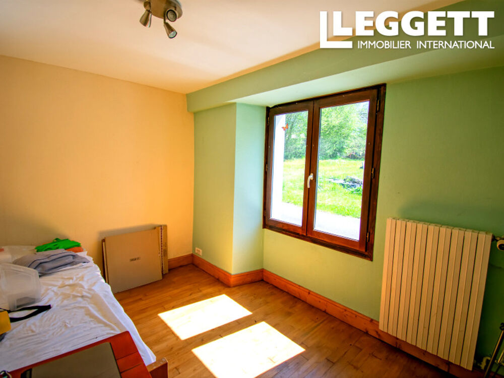 Vente Maison Propriété de deux chambres située dans un hameau tranquille avec une deuxième maison en cours de rénovation Saint-victour