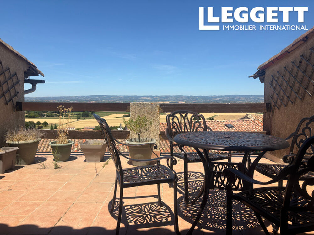 Vente Maison Villasavary - Maison de village atypique dotée de terrasses et d?un parking privé. Villasavary