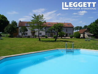  Maison à vendre 11 pièces 316 m²