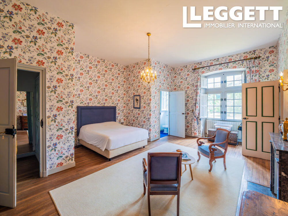 à vendre  Propriété/château Chazé-sur-Argos (49500)