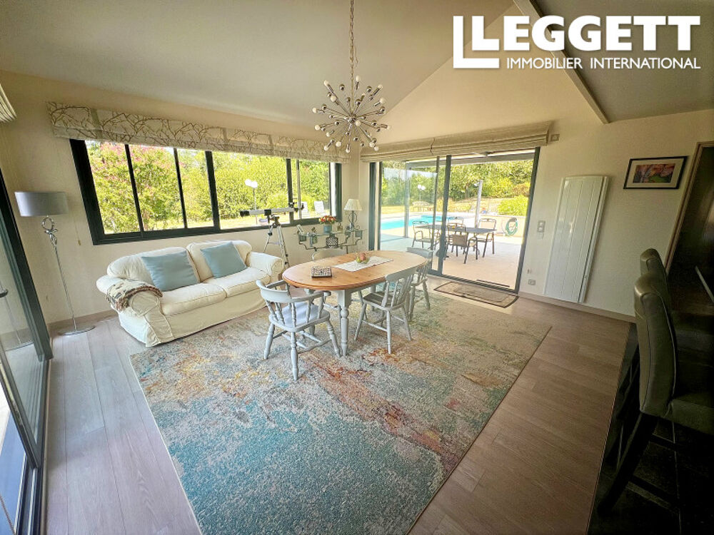 Vente Maison Superbe propriété en pierre rénovée & piscine chauffée, granges et magnifiques jardins pres de Piegut Pluviers Étouars