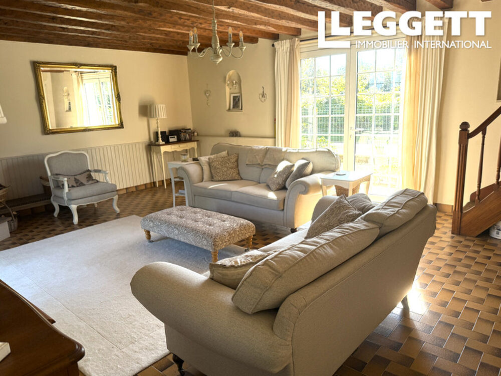 Superbe maison de campagne rénovée, 4 chambres., dans un hameau paisible à quelques pas d?un village dynamique