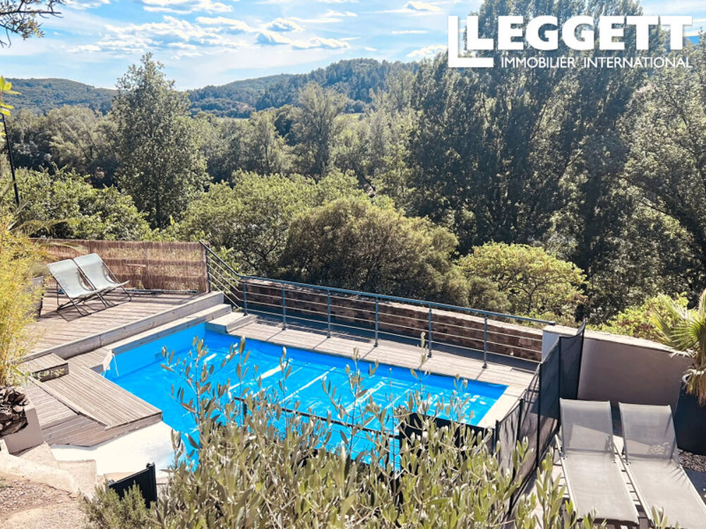 Vente Maison Roquebrun ? Maison entièrement rénovée, 5 chambres, grande piscine, vues dégagées, fort potentiel locatif. Roquebrun