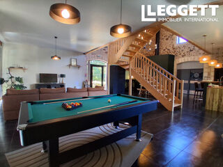  Maison à vendre 15 + pièces 379 m²