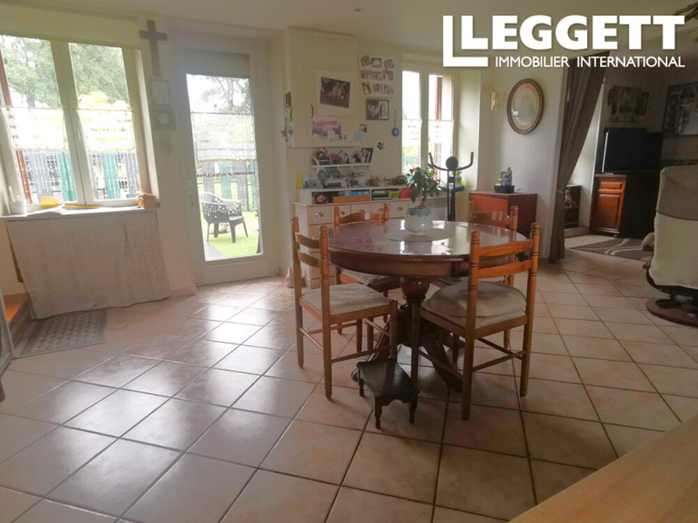 Vente Maison Maison en pierre + grand jardin. CARENTOIR: La Gacilly 9mns-Malestroit/Ploërmel/Redon 25mns-Vannes/Rennes 1hr. La gacilly