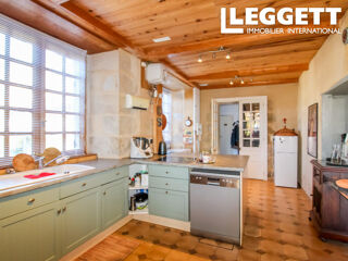  Propri�t�/ch�teau � vendre 10 pi�ces 275 m�