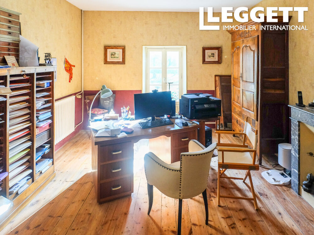 Vente Maison Exquise maison de campagne de 4/5 chambres à coucher dans un état impeccable avec beaucoup de potentiel Saint-martial