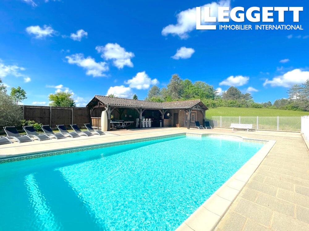 Belle propriété avec gite et grange au c?ur du Périgord Noir