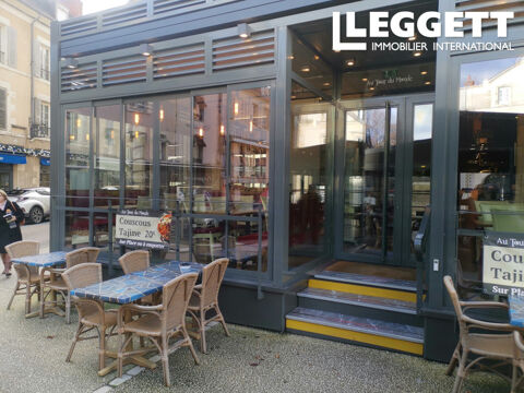 Excellent business bar restauran,  superb covered terrace, professional kitchen, ready to be run by new owner. 526315 58000 Nevers