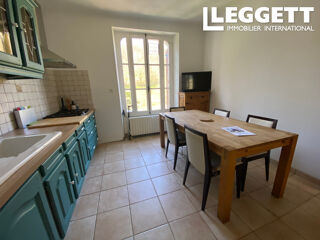  Moulin  vendre 7 pices 200 m