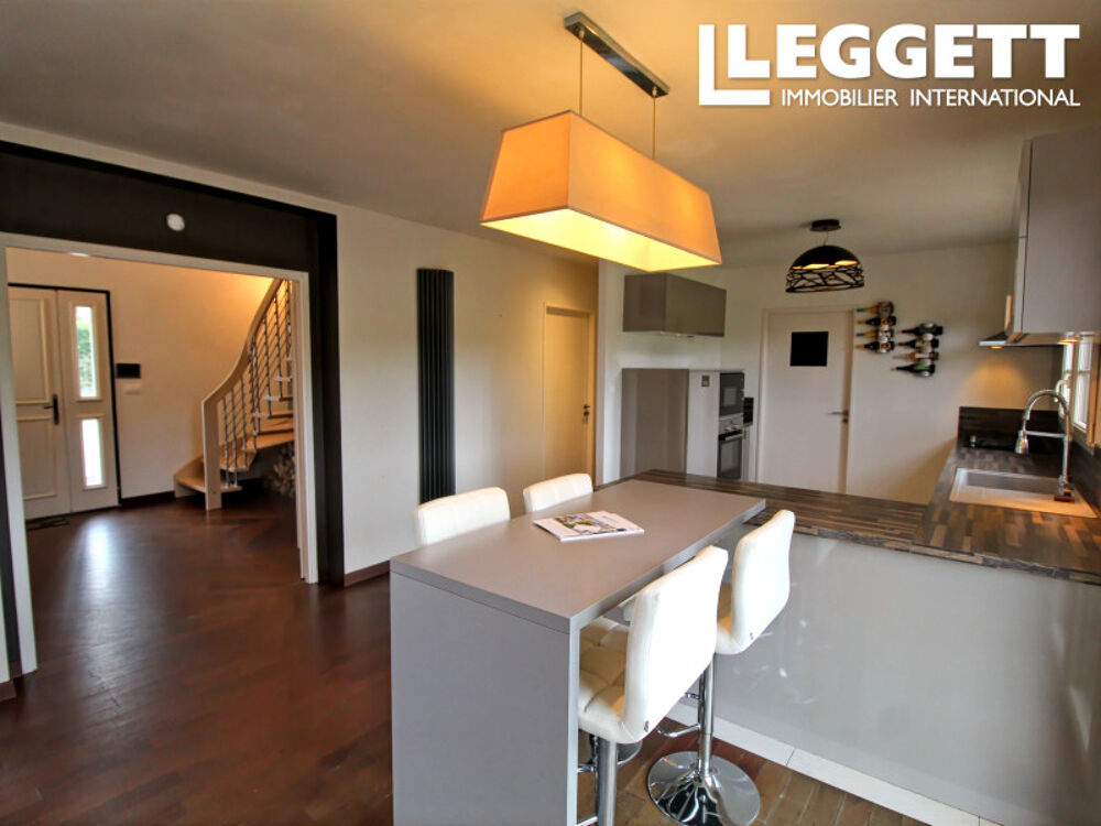 Maison familiale de grande qualité à 3 chambres proche de tous commerces