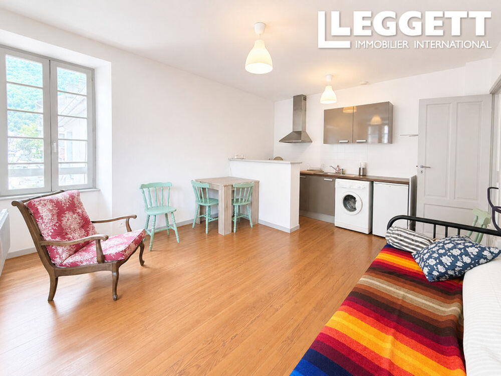 Vente Appartement Bagnères de Luchon. Ce spacieux appt T2 meublé avec garage et local à skis est une location de vacances ideale BagnÈres-de-luchon
