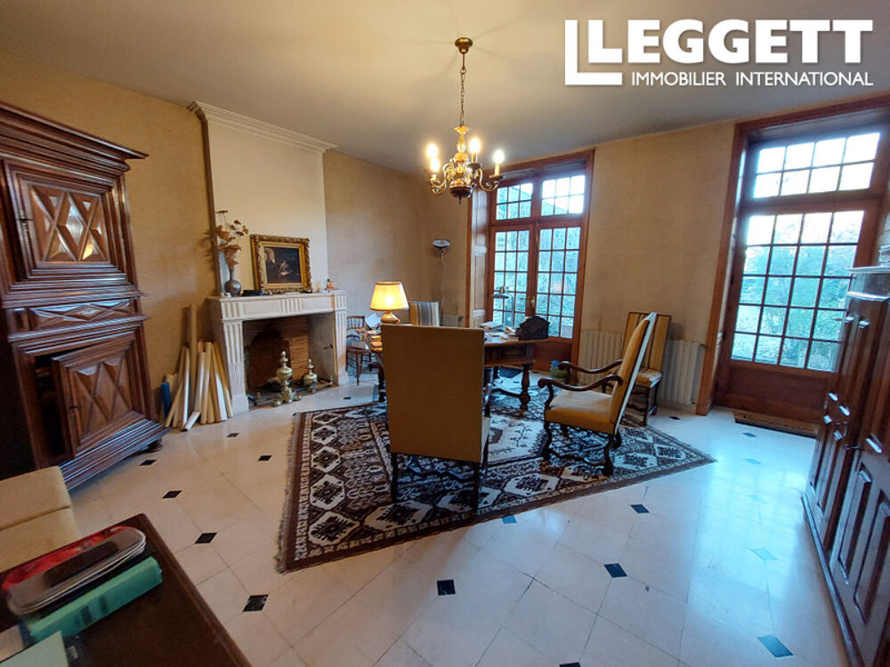 Vente Maison Jolie maison avec dépendances et jardin, idéalement placée dans le bourg de Villebois-Lavalette. Villebois-lavalette