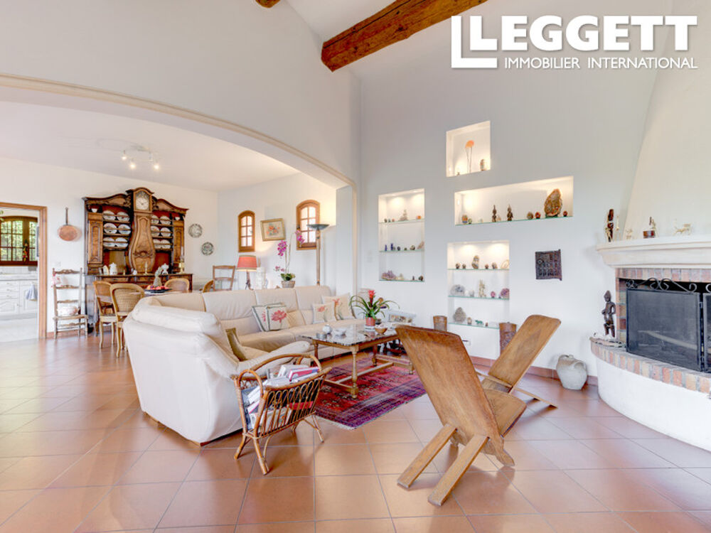 Maison 6 pièces 164 m² · à Carros · 164 m² · 799 000 €