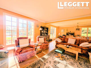  Maison � vendre 9 pi�ces 264 m�