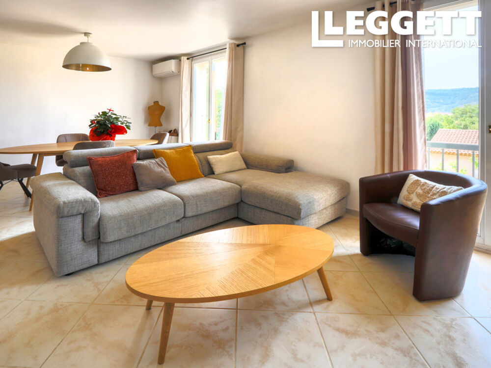 RUSTREL, LUBERON - Belle maison entièrement rénovée! 4 chambres, jolie vue, jardin, mini-piscine et garage