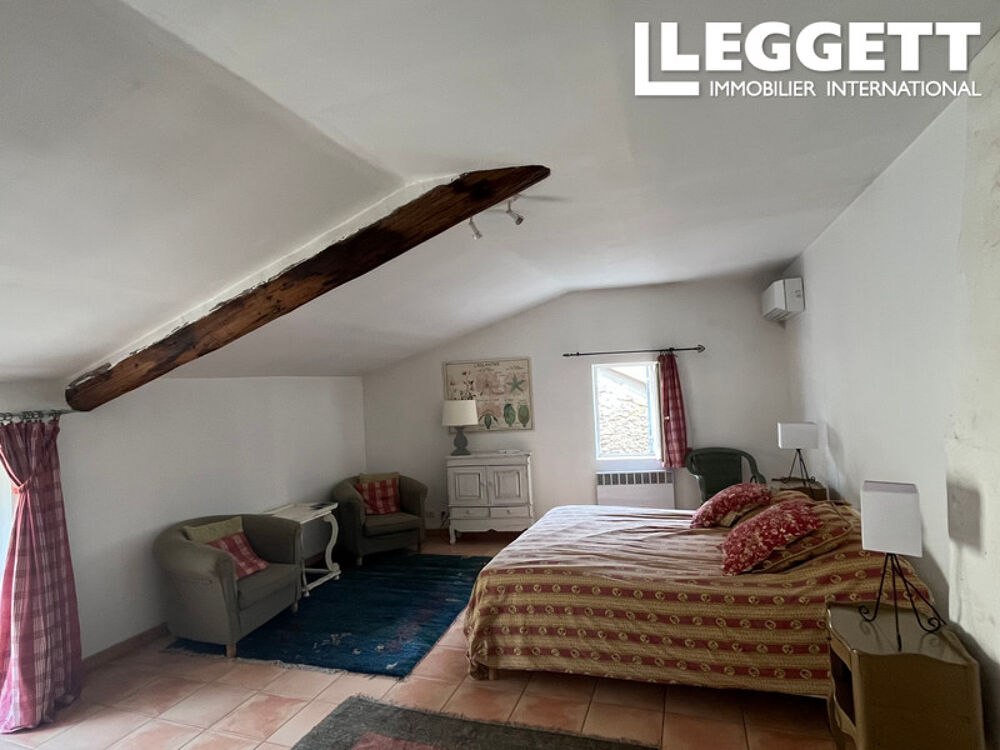 MAISON DE VILLAGE 2 CHAMBRES PLUS SOUS-SOL