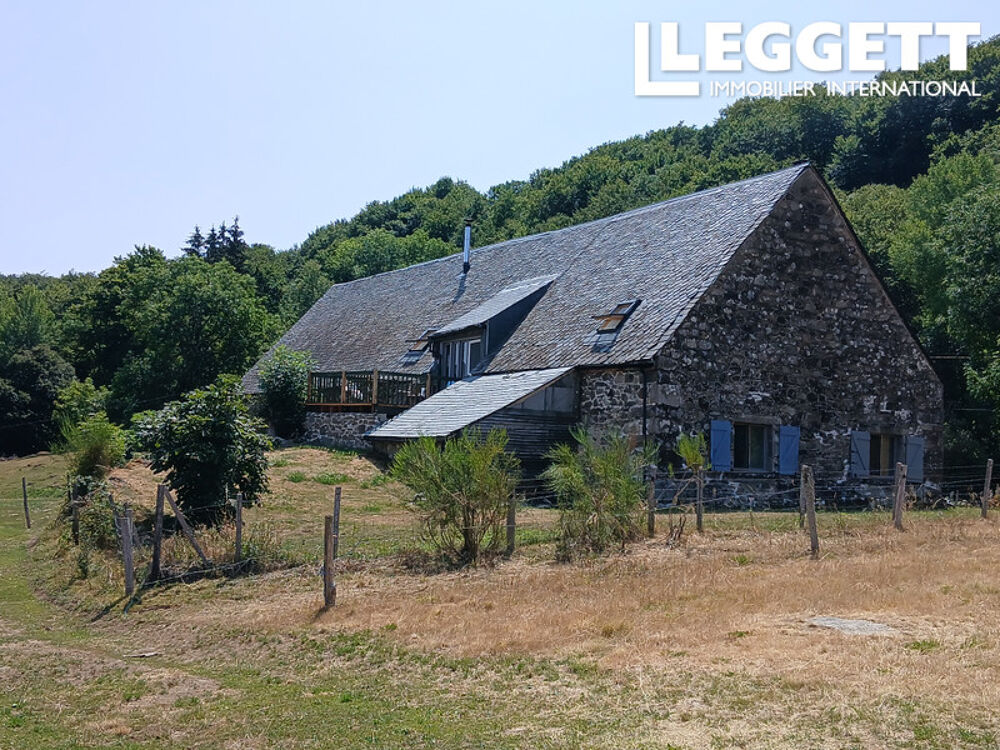Maison 9 pièces 165 m² · à Chastreix · 165 m² · 240 000 €