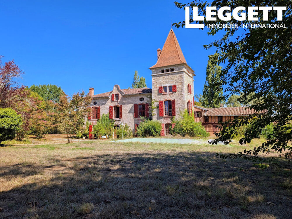 Vente Propriété/Château Tarn: 15km de Lavaur, superbe propriété avec manoir , dépendances et grand parc paysager .<br /> Saint-paul-cap-de-joux