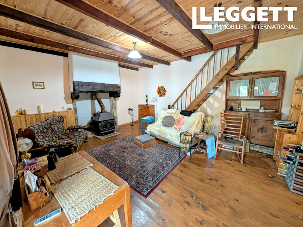 Vente Maison Charmante maison 2 chambres avec grande dépendance en pierre et terrain de 2000 m² proche du centre de Duault Duault