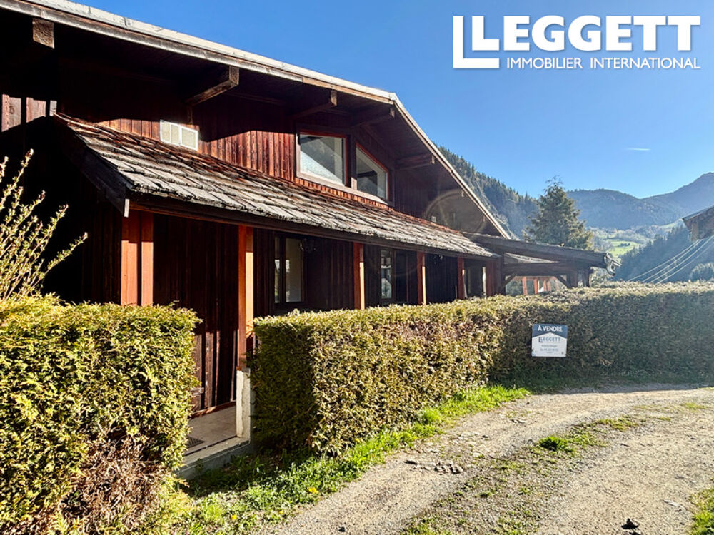 Chalet de 4 chambres À VENDRE à Saint-Gervais-les-Bains - vue imprenable, ensoleillé, situation paisibe.