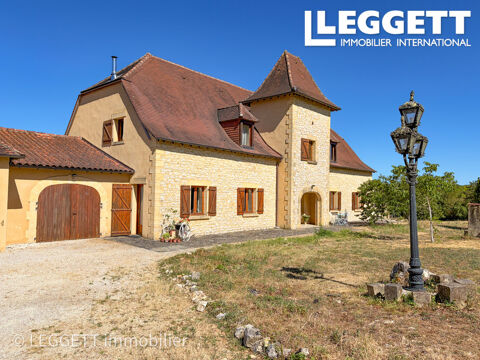   Vaste maison de 7 chambres, 6 ha, idéal chevaux et beau potentiel locatif Maison - 11 pièce(s) - 320 m²