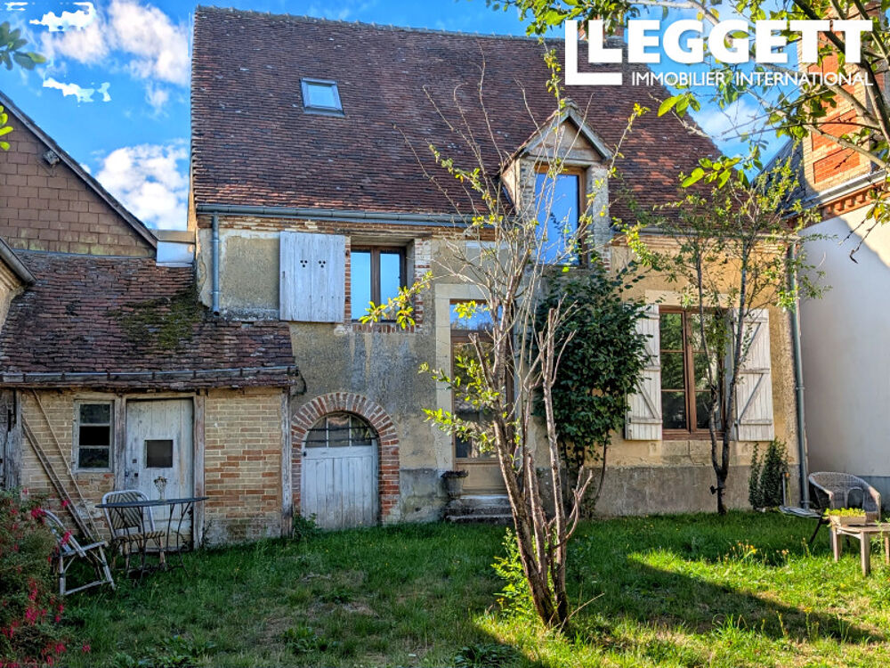 Perche sarthois, maison de village de 2 chambres, cave - grenier à aménager, dépendance, jardin?