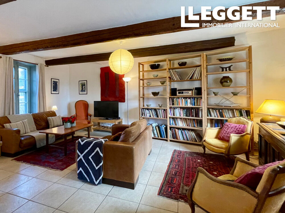 Vente Maison Belle maison de village, rénovée, grande pièce de vie, terrasse panoramique, garage, gîte indépendant La liviniÈre