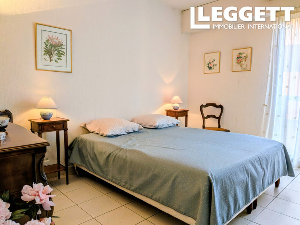 Nice, appartement 4 p, avec 3 chambres, 2 SE, belle terrasse, traversant, climatisé, au calme.