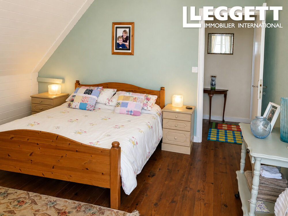 Vente Maison Charmante maison de campagne de 5 chambres avec grandes grange et magnifiques jardins à Locarn. MaËl-carhaix