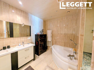  Maison � vendre 6 pi�ces 210 m�