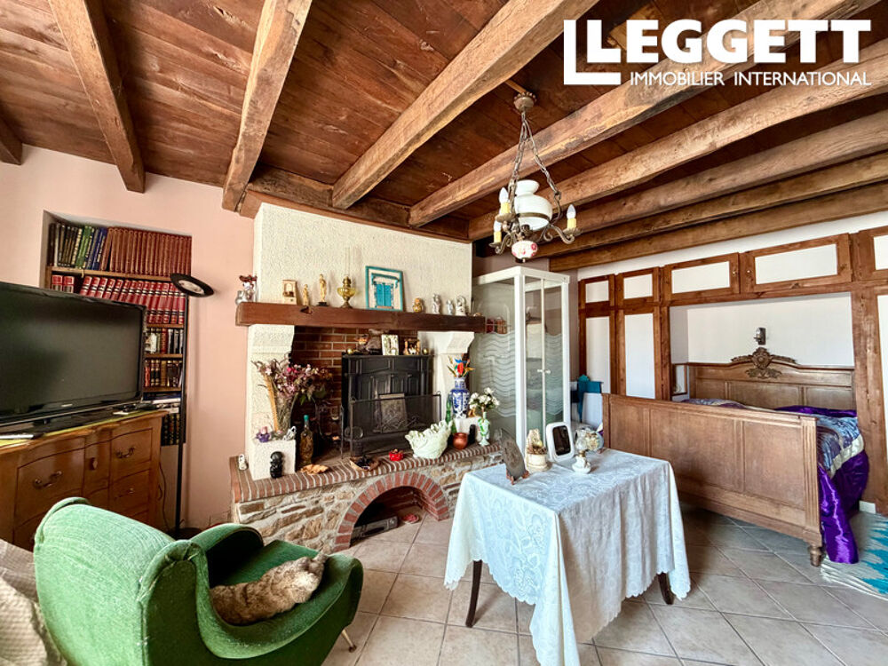 Vente Maison Maison de hameau modernisée de 3 chambres avec garage, à rafraîchir Vayres