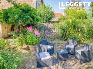  Maison  vendre 7 pices 247 m