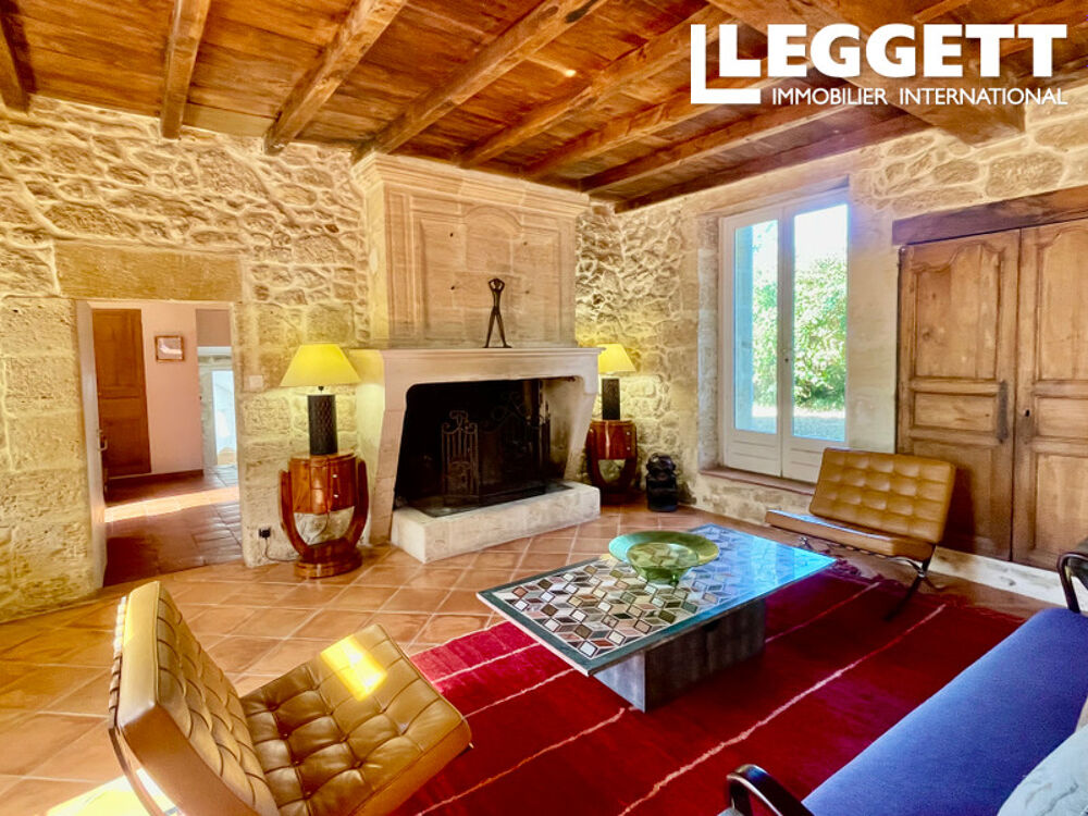 MAISON DE CARACTERE (260 m²-4ch) avec studio, piscine, beau parc 2ha avec étang! Région Saint-Emilion !