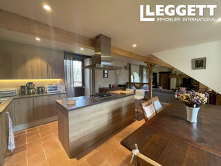  Maison  vendre 300 m