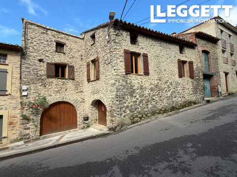   Maison de village en pierre avec 3 chambres, terrasse, vues, cour et garage. Maison - 4 pi�ce(s) - 106 m�