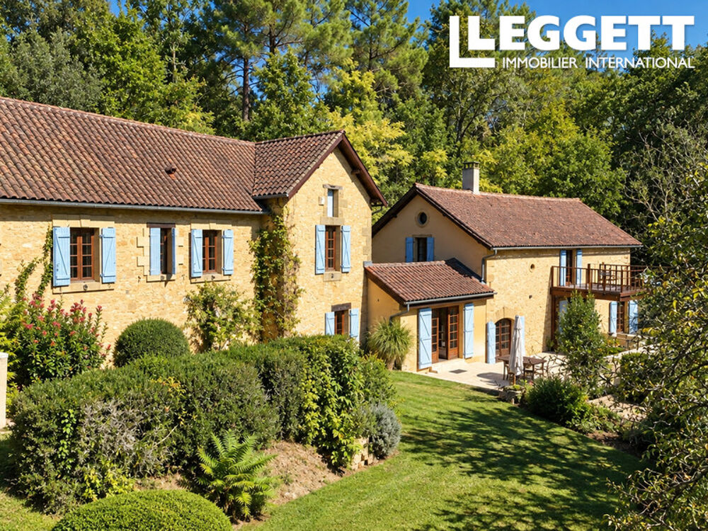 Vente Maison Magnifique ferme en pierre du XIXe siècle rénovée avec piscine chauffée, vue panoramique proche de Sarlat Saint-andrÉ-d'allas