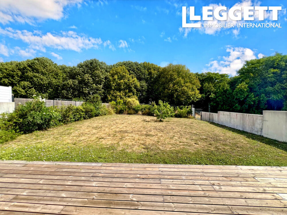 Vente Maison Pavillon moderne de 3 chambres avec garage, à proximité de tous commerces & l'estuaire de Gironde. Arces