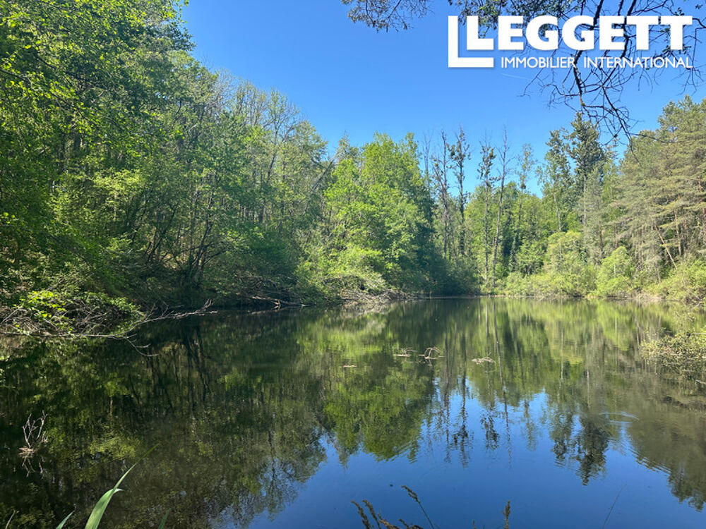Maison à vendre avec piscine, 5,3 ha, étangs et bois proche d?Abjat-sur-Bandiat, Périgord Vert