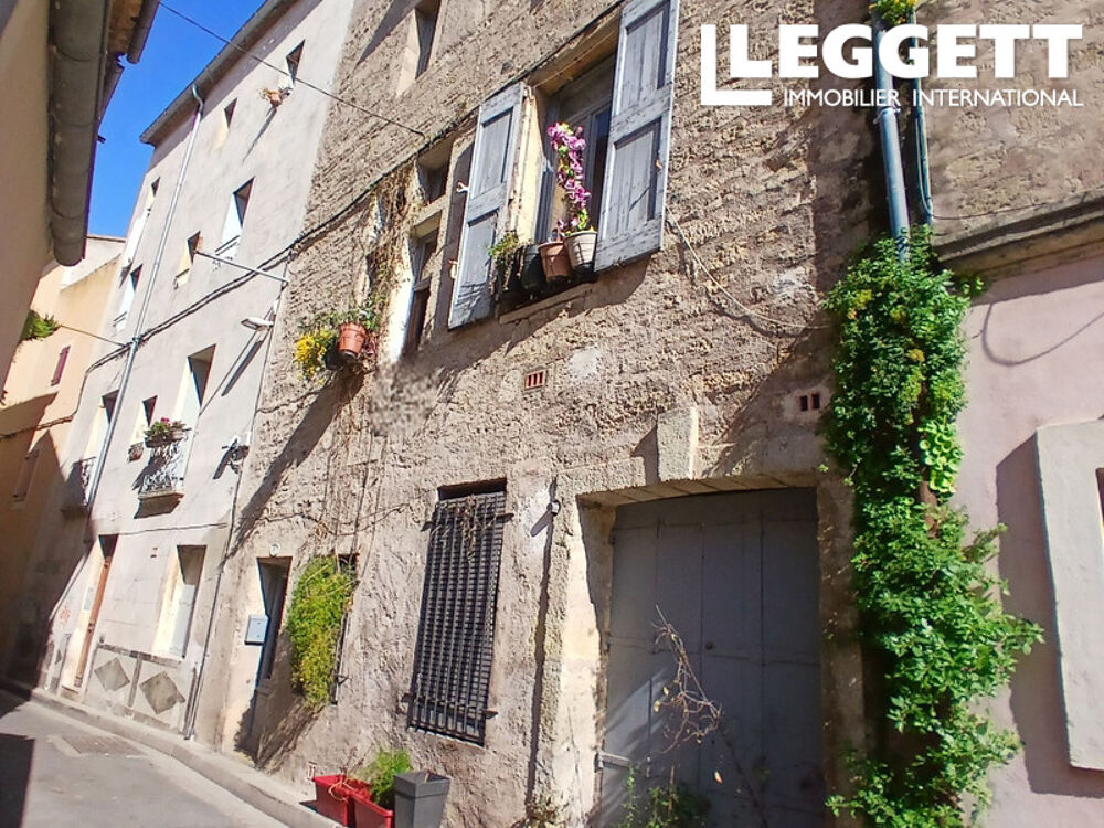Maison de ville R+2 avec appartement indépendant et terrasse au centre ville de Pézenas