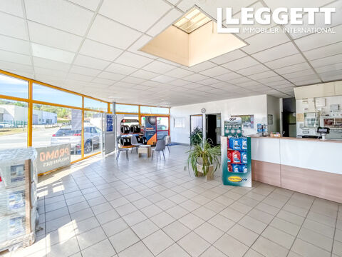 Dordogne : Marsac sur l'Isle ensemble immobilier lou&eacute; avec 1 local commercial, 1 station service et 1 maison 289000 24430 Marsac-sur-l'isle