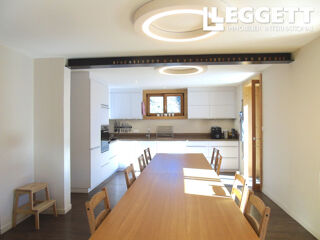  Maison  vendre 9 pices 285 m