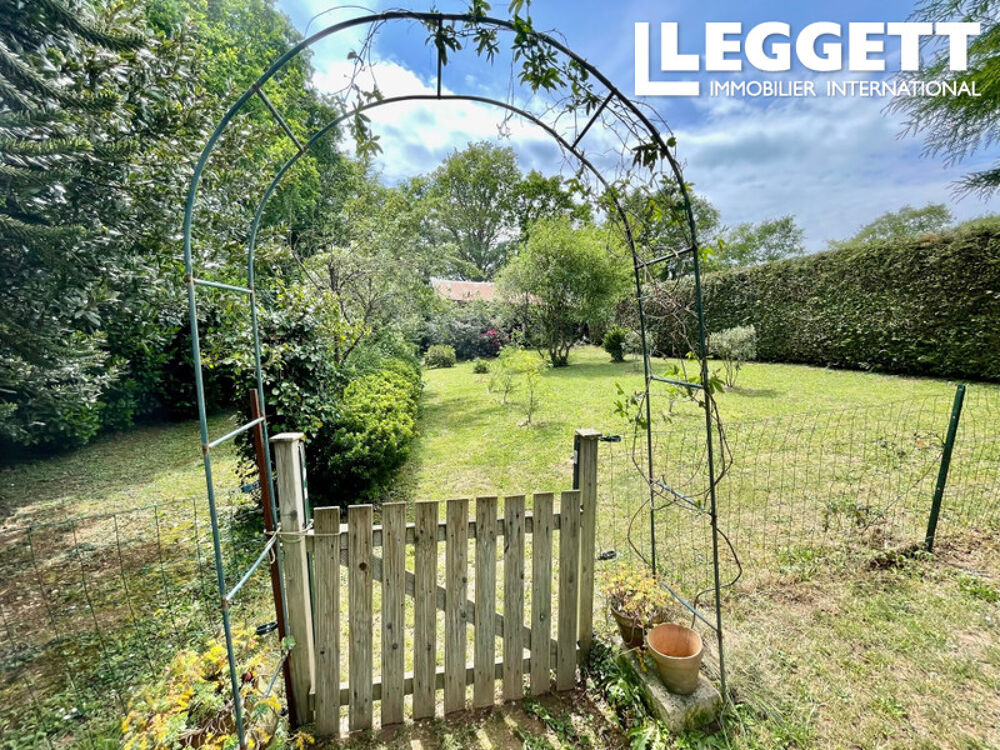Vente Maison 2 km de Malestroit. Charmante maison non mitoyenne en pierre, située dans un hameau bucolique, Jardin, Garage. Saint-marcel