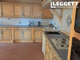  Maison  vendre 8 pices 240 m