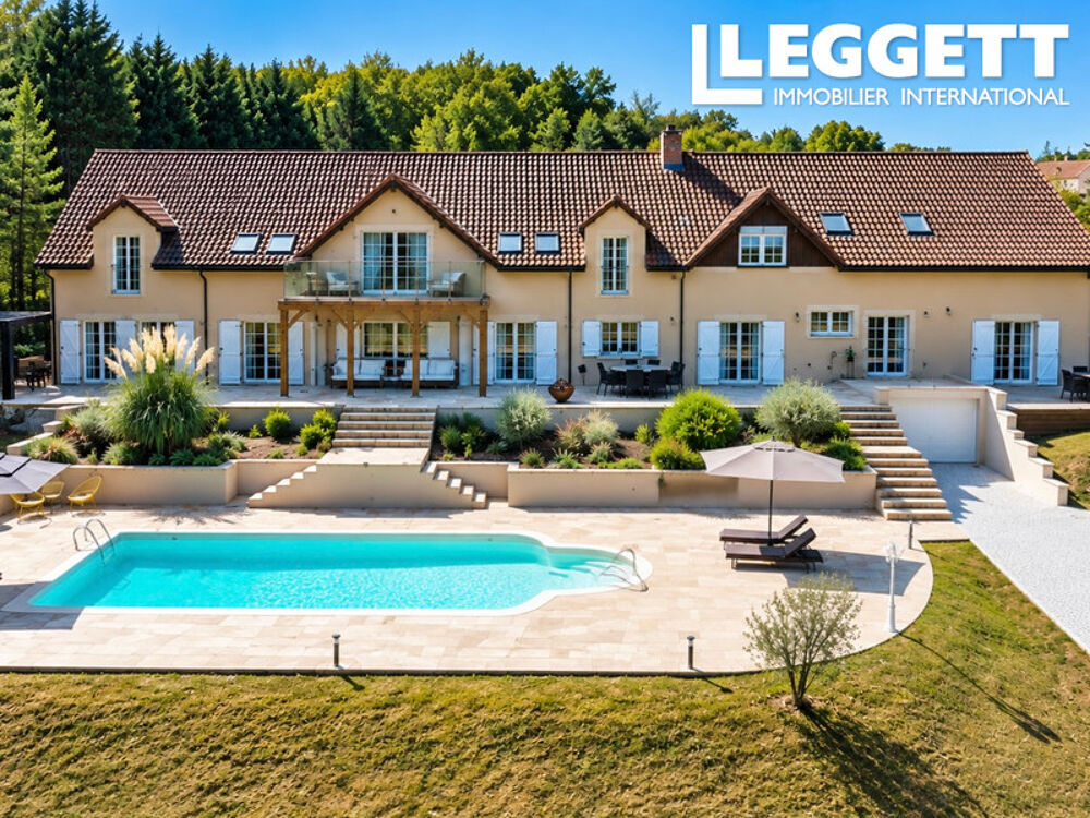 Propriété de caractère avec seconde habitation, piscine et 1,9 ha près de Montignac-Lascaux