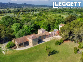 Maison 612 m² · à Lourmarin · 612 m² · 1 700 000 €