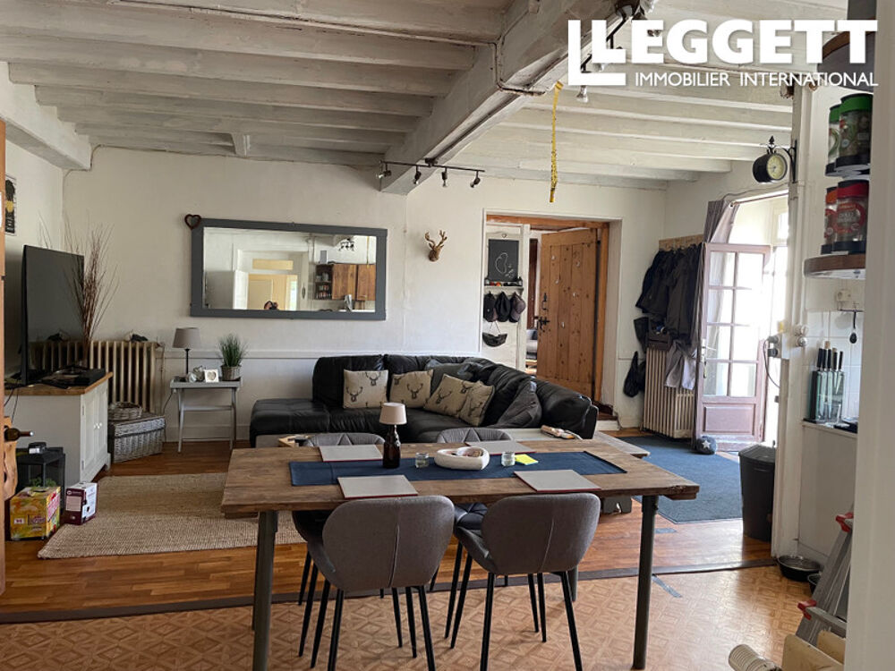 Vente Maison Un charmant domaine au bord d'un lac 7ha, une maison et des granges, 12,7 ha dans le Périgord Vert, Dordogne Champniers-et-reilhac